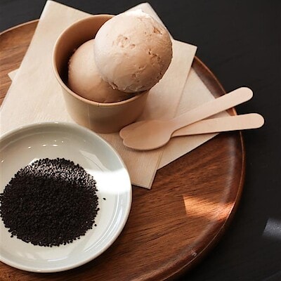 新商品「素材を生かしたアイス  ミルクティ」のご紹介