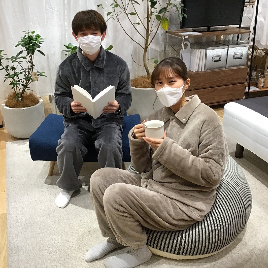 【新品未使用】無印着る毛布 楽天市場】【無印良品 公式】 静電気が起きにくい 着る毛布