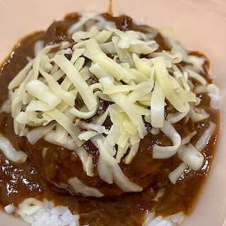 【いとく男鹿SC】スタッフのリアルご飯③「ハンバーグのデミグラスソースカレー」