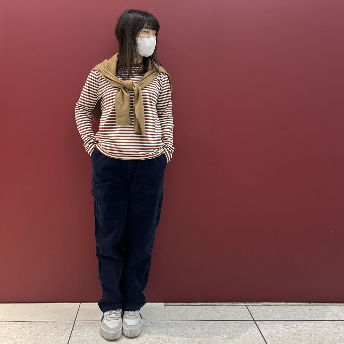 スタッフスナップメイン