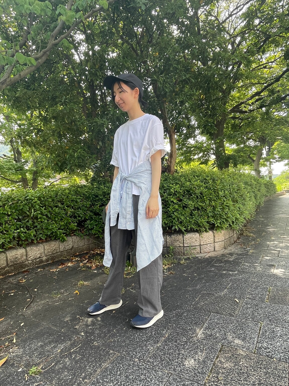 ワイド半袖シャツとワイドパンツ