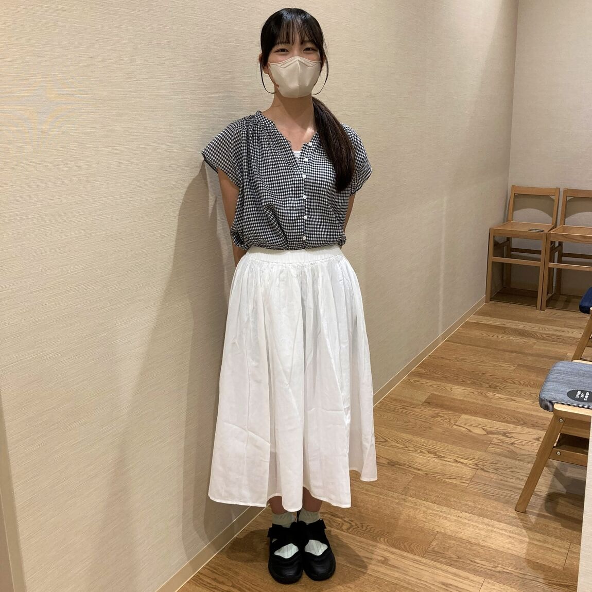 サムネ　婦人