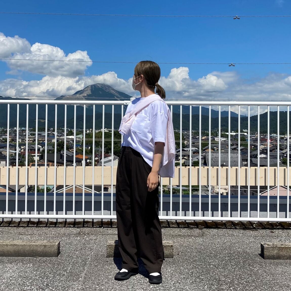 上