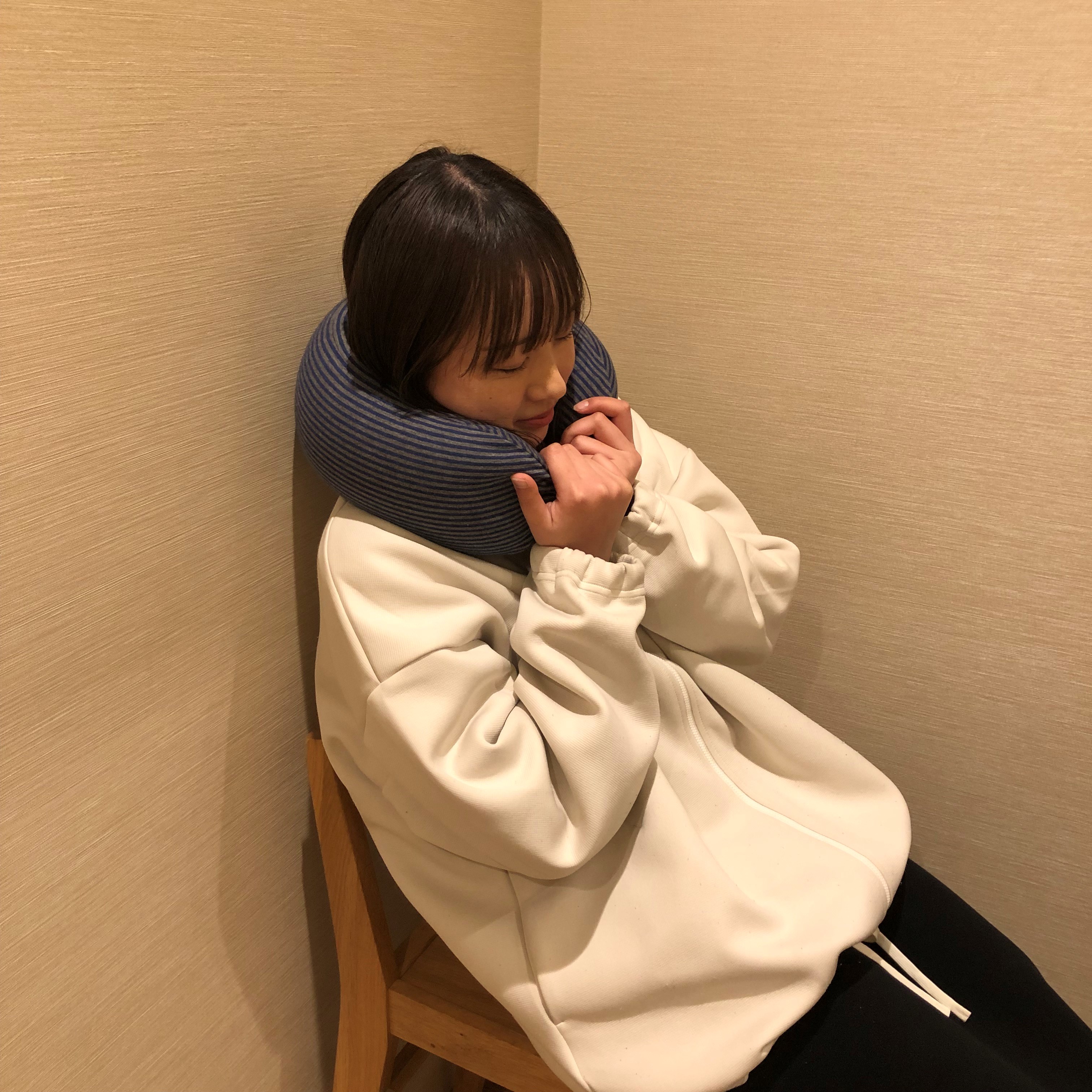 アル・プラザ長浜】 いつでもどこでも快適に フィットするネック