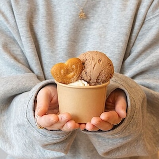 【白山北安田】アイスにバレンタイントッピング