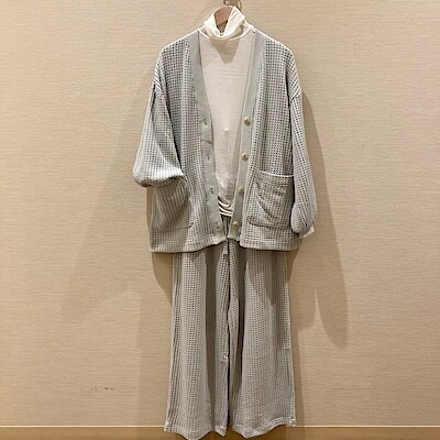 【イーストモール大仙】ざっくり編んだ長袖カーディガン＆ロングパンツ　