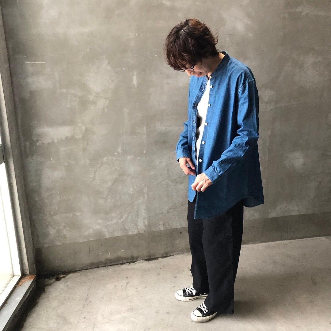 デニムシャツをつかったコーディネート