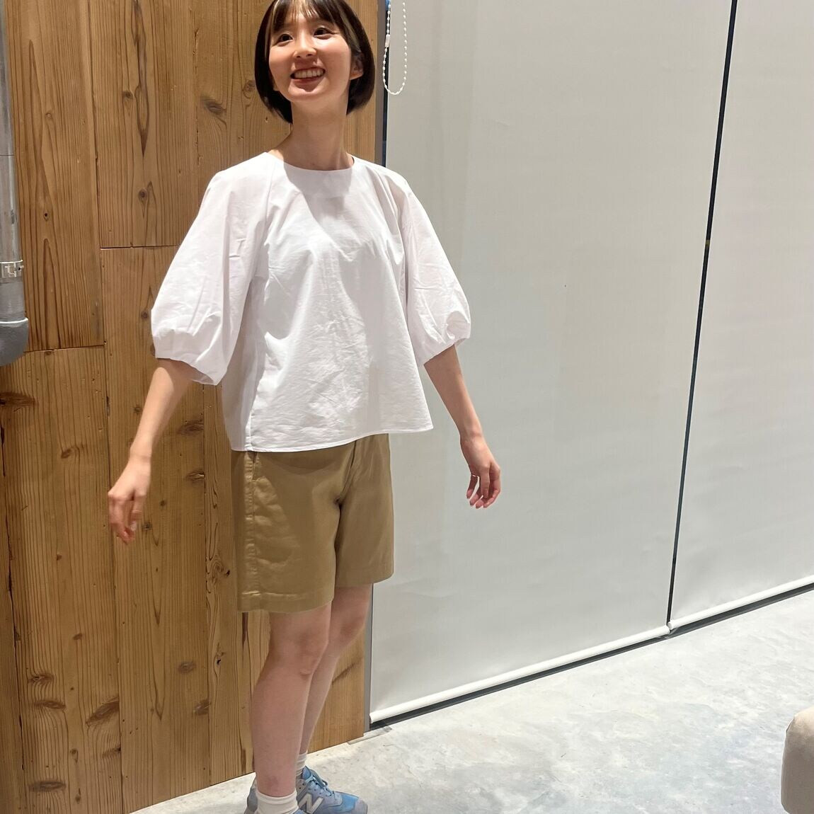 女性スタッフ写真