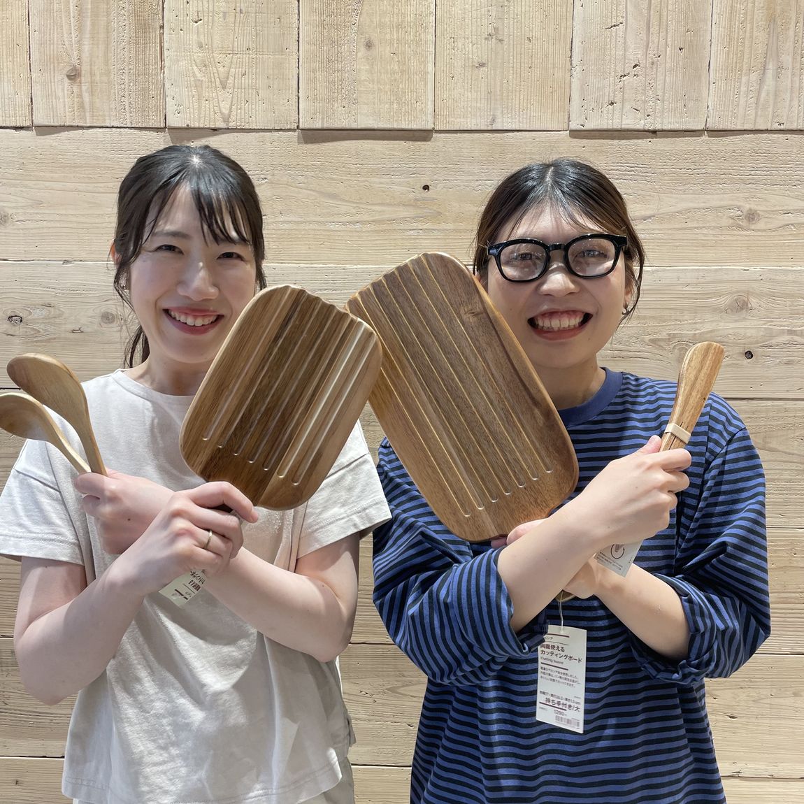 ヨークタウン郡山桑野】アカシア材のキッチン用品が新しく入荷しました