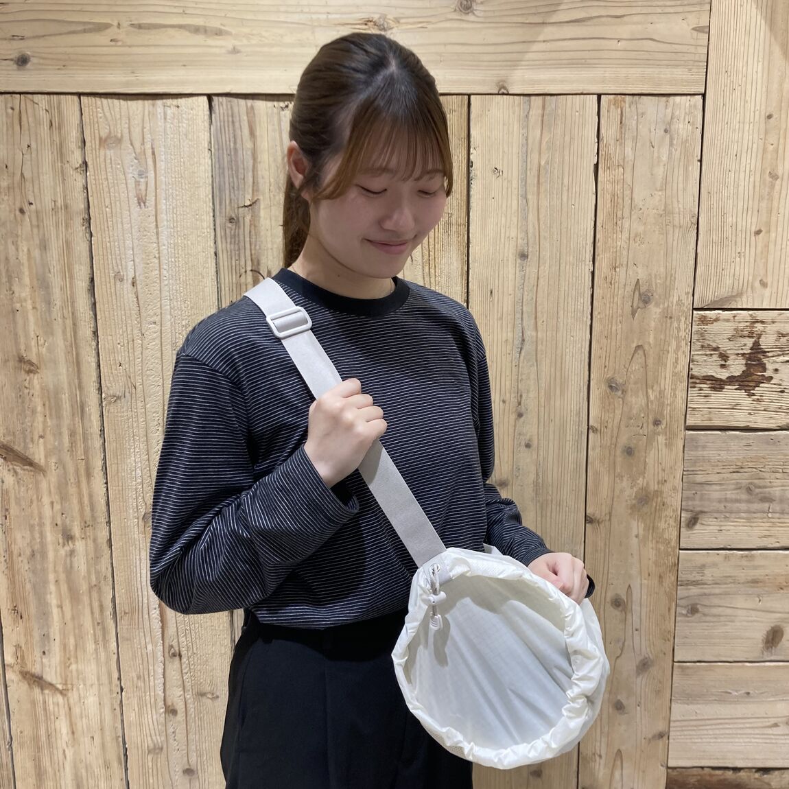 撥水　リップストップ　ショルダーバッグ