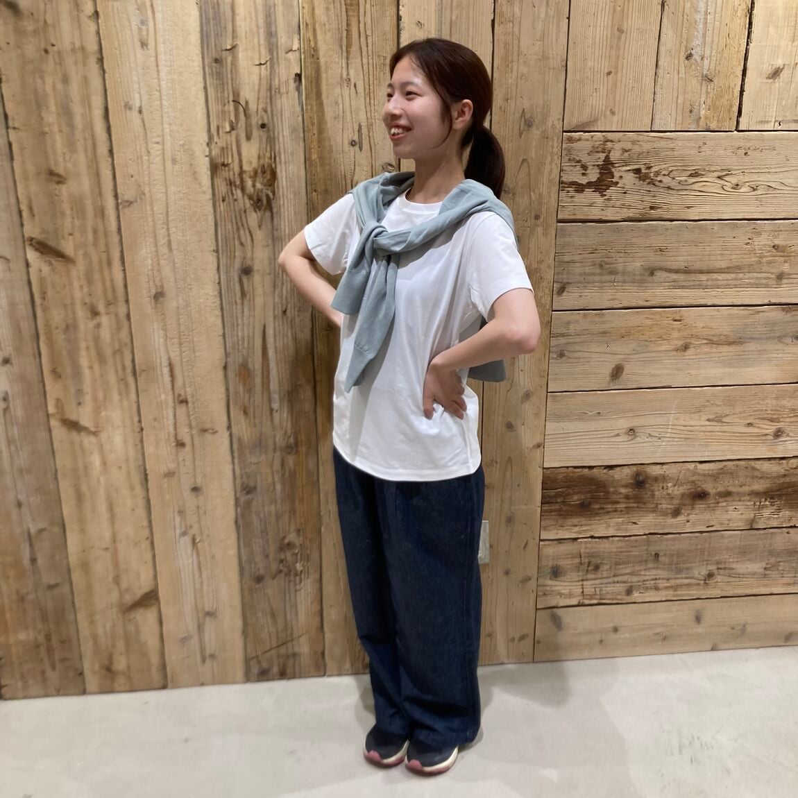 婦人スタッフスナップ　キービジュアル