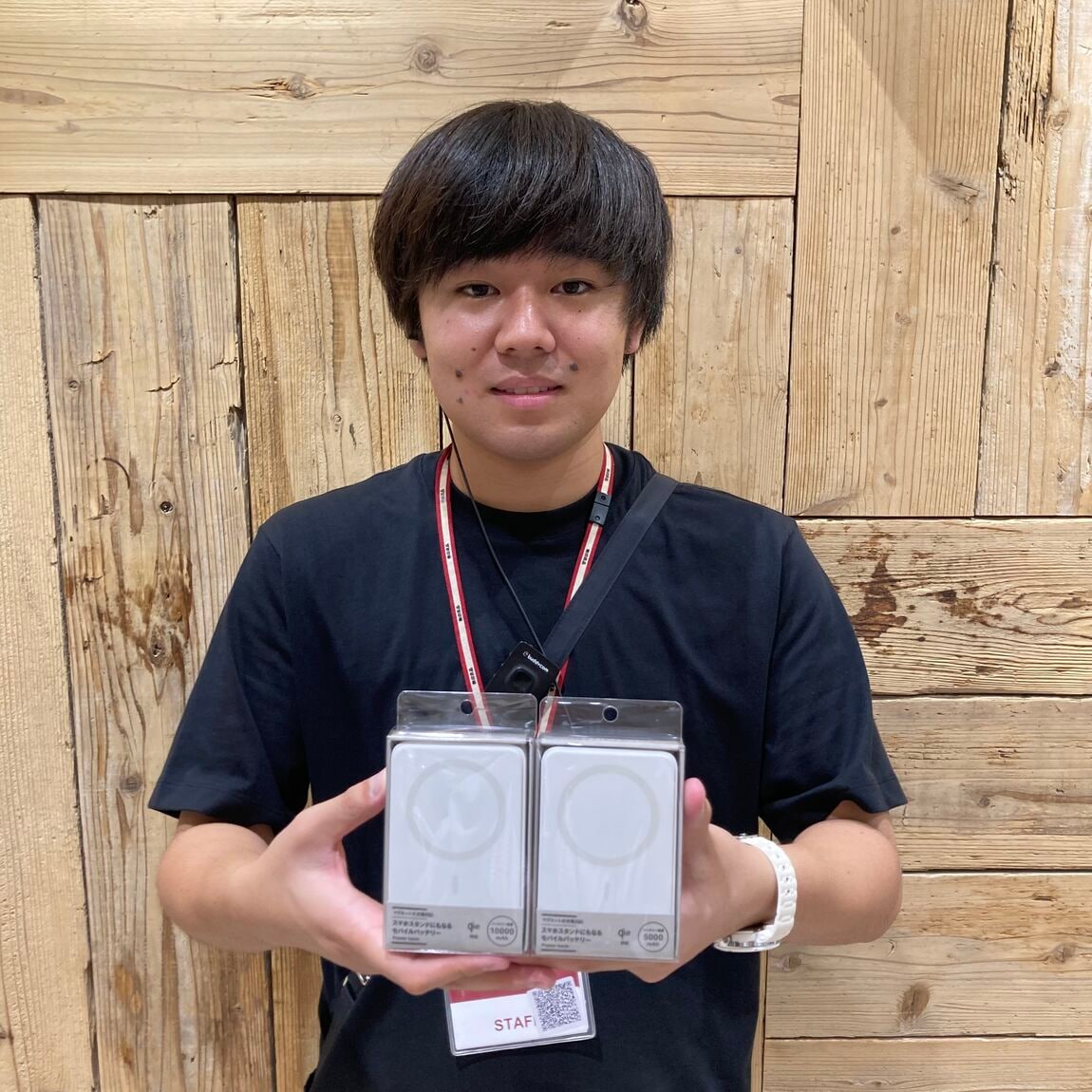 スマホスタンドにもなるモバイルバッテリー（マグネット式充電対応５０００ｍＡｈ）スマホスタンドにもなるモバイルバッテリー（マグネット式充電対応５０００ｍＡｈ）スマホスタンドにもなるモバイルバッテリー(マグネット式充電対応５０００ｍＡ) スマホスタンドにもなるモバイルバッテリー(マグネット式充電対応１００００mAh)