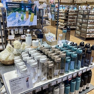 【ヨークベニマル東根】新緑の季節～スモーキーグリーンの仲間入り～