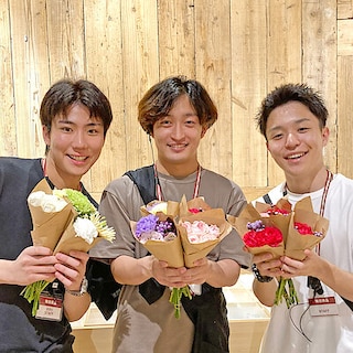 【マルエイガレリア】週末にロスフラワーを販売しています|花を飾ろう