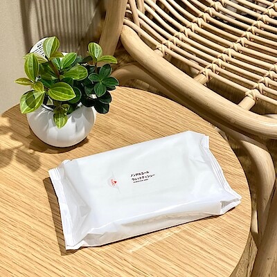 【マルエイガレリア】シンプルなパッケージが好き無印良品の『ウェットティシュー』