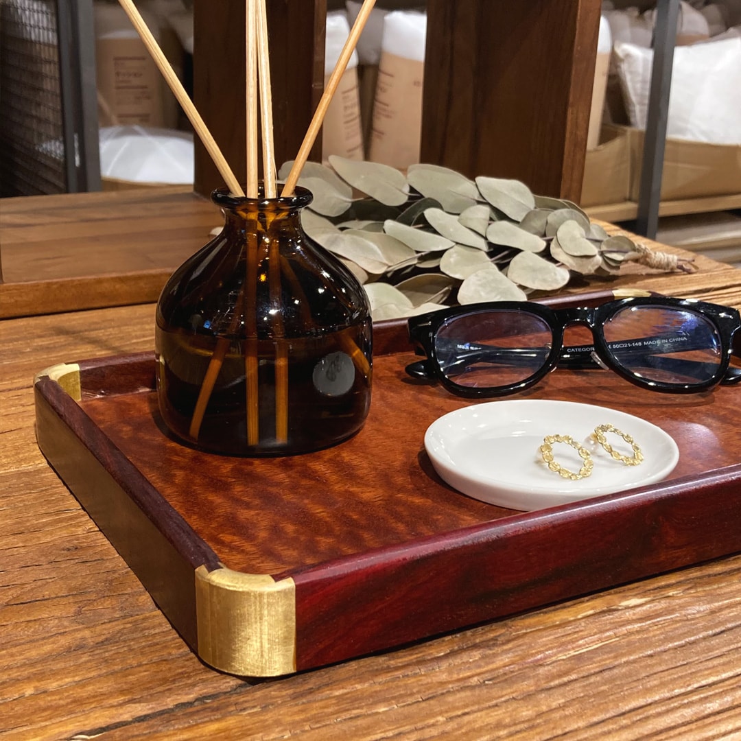 【マルエイガレリア】古家具に小さなサイズが入荷しました