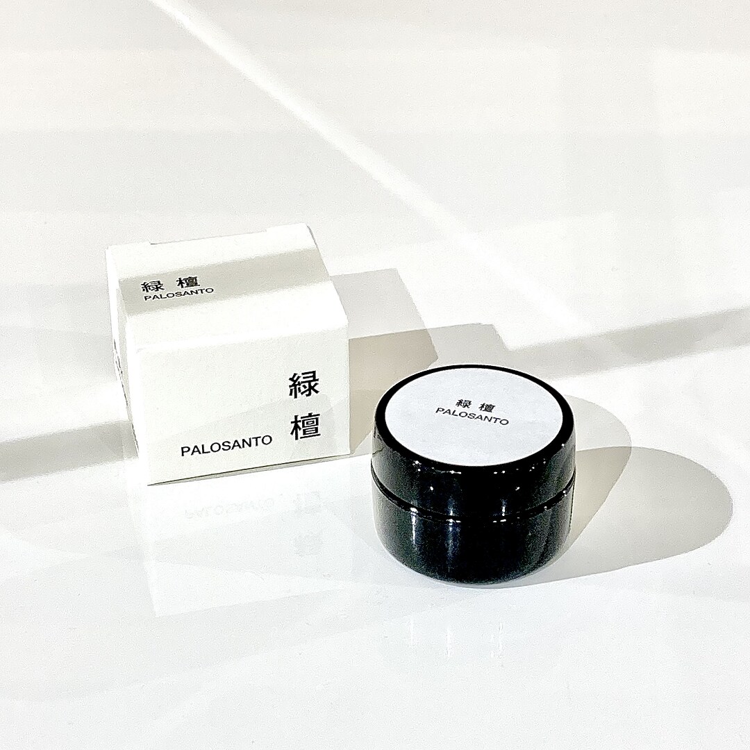 【マルエイガレリア】新しい香りの練り香水が登場『緑檀』｜MUJI Labo