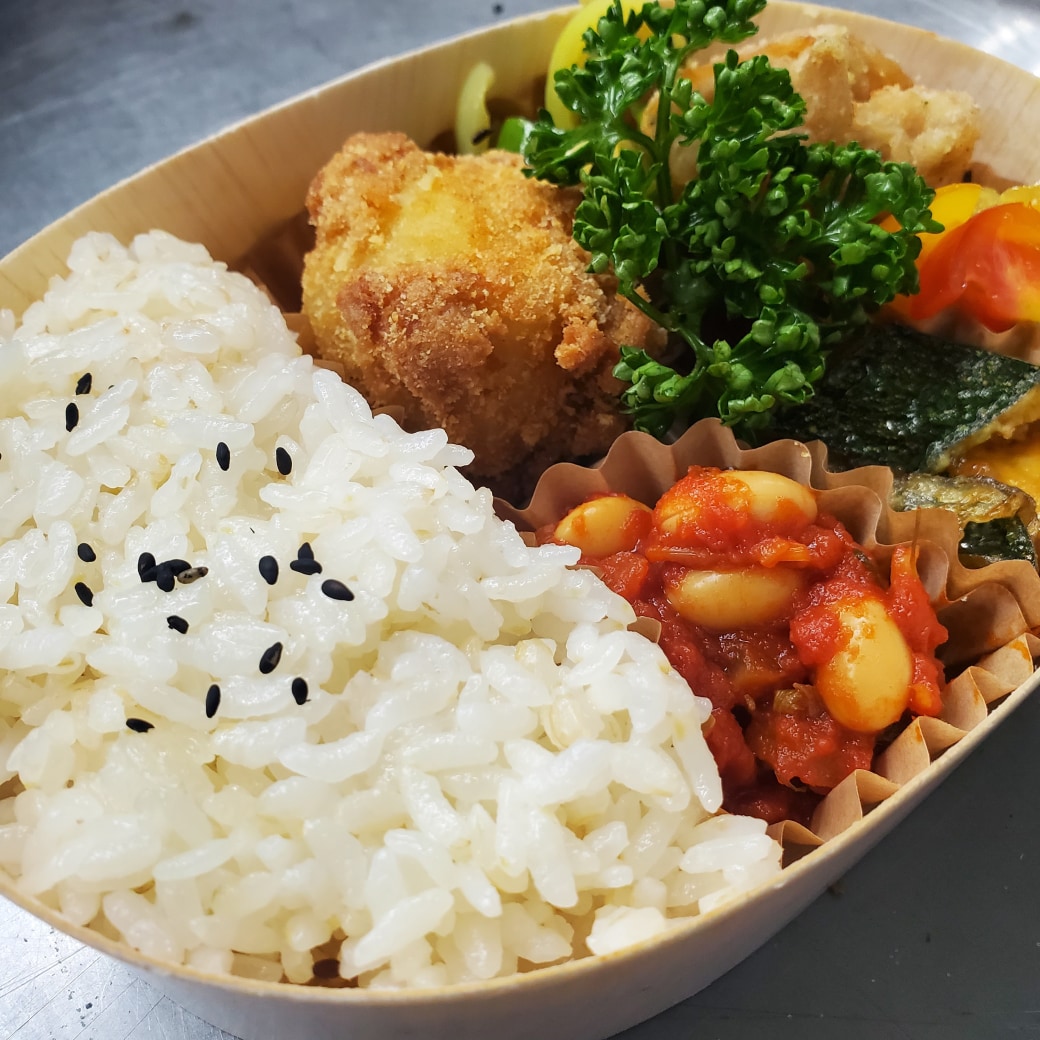 【アルパーク】8月13日 諸国良品うまいもの試食会｜尾道市 まるじょう　しっとり鰹スライス_OZ8JQv