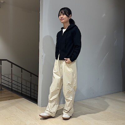 【アルパーク】身長161cm