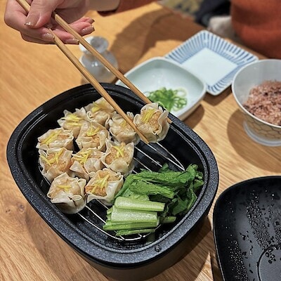 【アルパーク】新商品｜蒸し料理も楽しめる『 深型ホットプレート 』