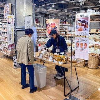 【アルパーク】3月19日　諸国良品うまいもの試食会｜廿日市市　はつはな果蜂園　はちみつ