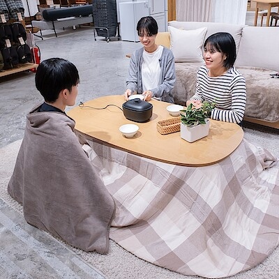 【アルパーク】こたつにもなるローテーブルが入荷しました！