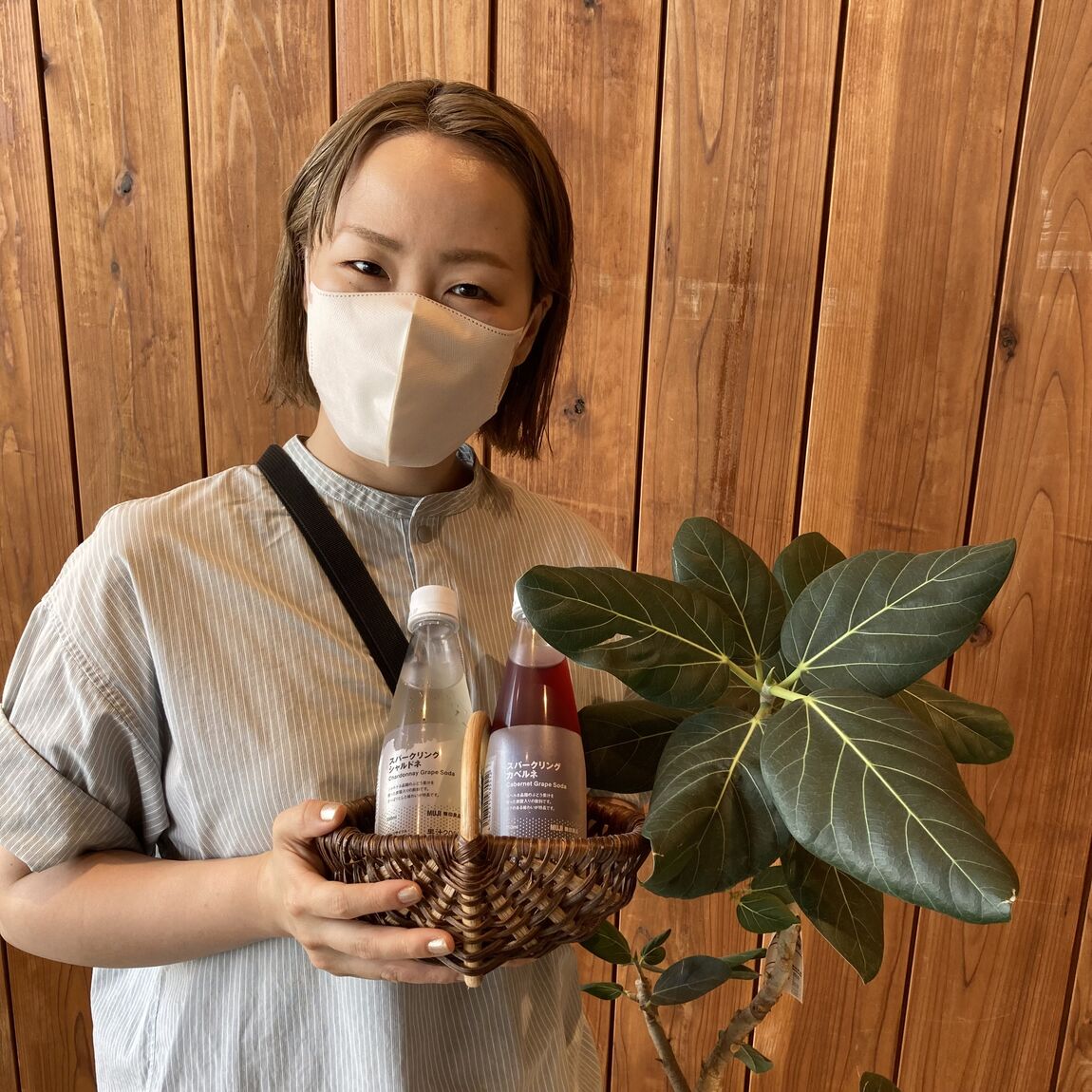 【燕】スタッフの写真