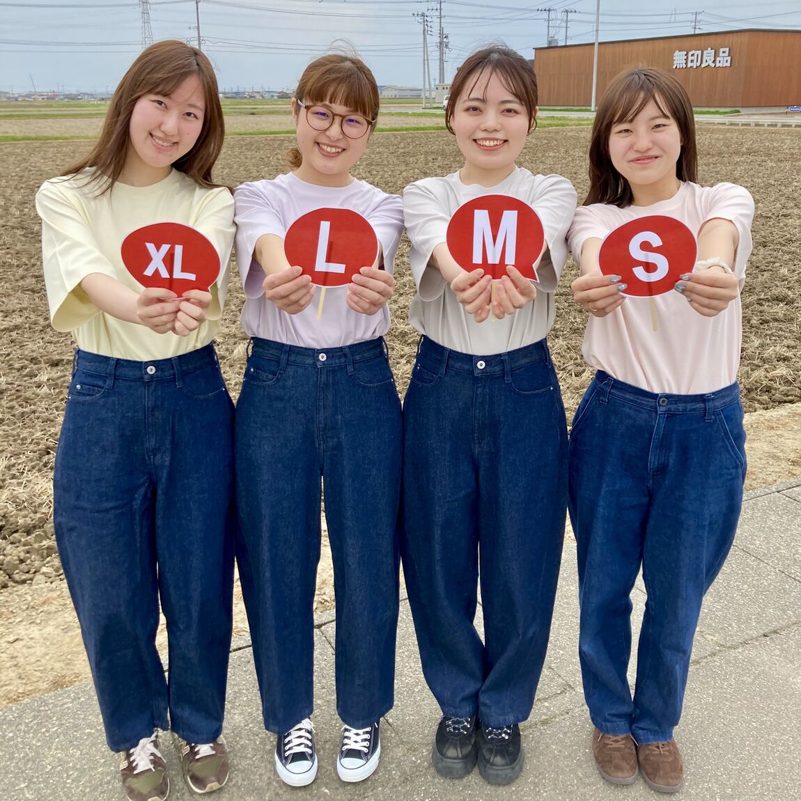 Tシャツ