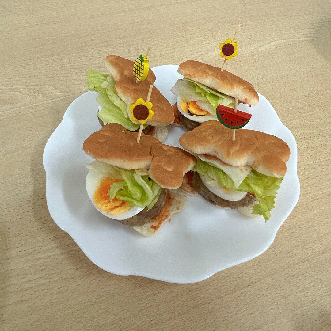ハンバーガー完成