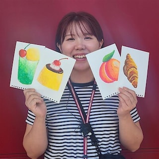 【松井山手】おうち時間を楽しむ、2種類のクレヨン