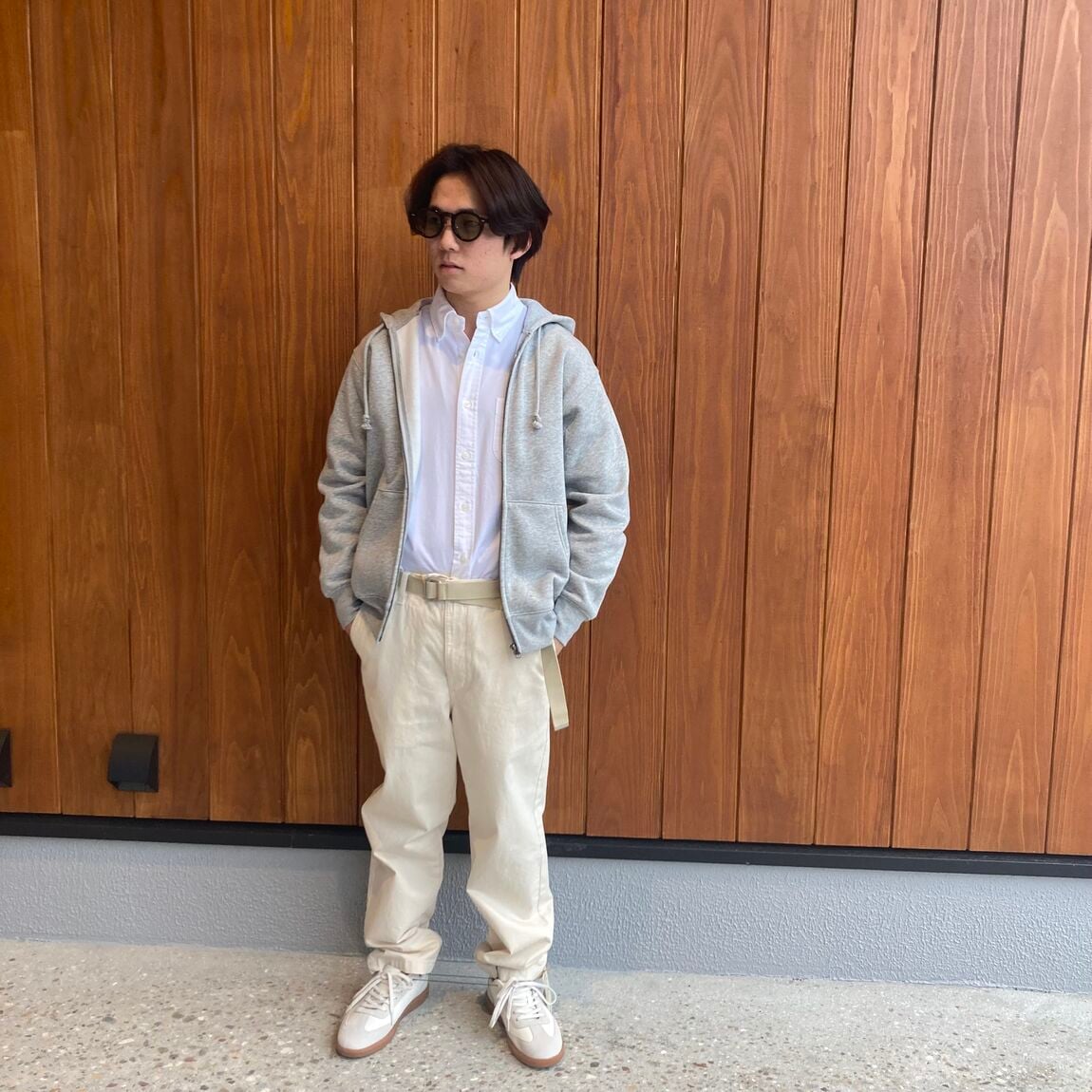 コーディネート全身画像