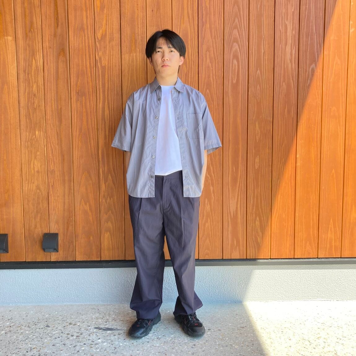 コーディネート全身画像