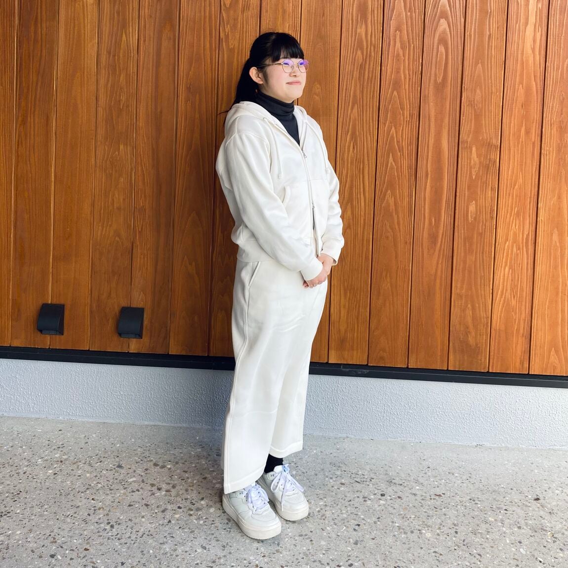 スタッフスナップ_コーディネート全身