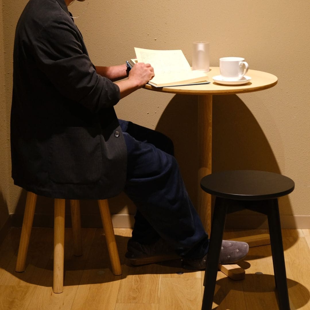 スツール