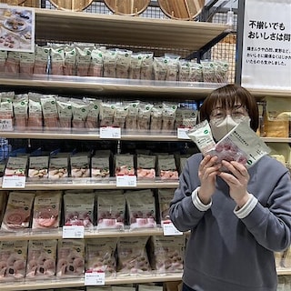 【フィール藤岡】桜のお菓子がやってきました。