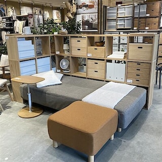 【イオンモール須坂】ベッドにもソファにも使える脚付マットレス