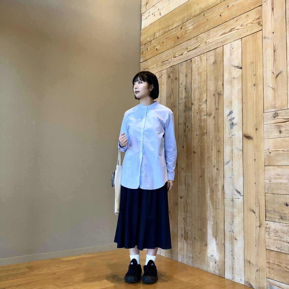 婦人　スタッフスナップ