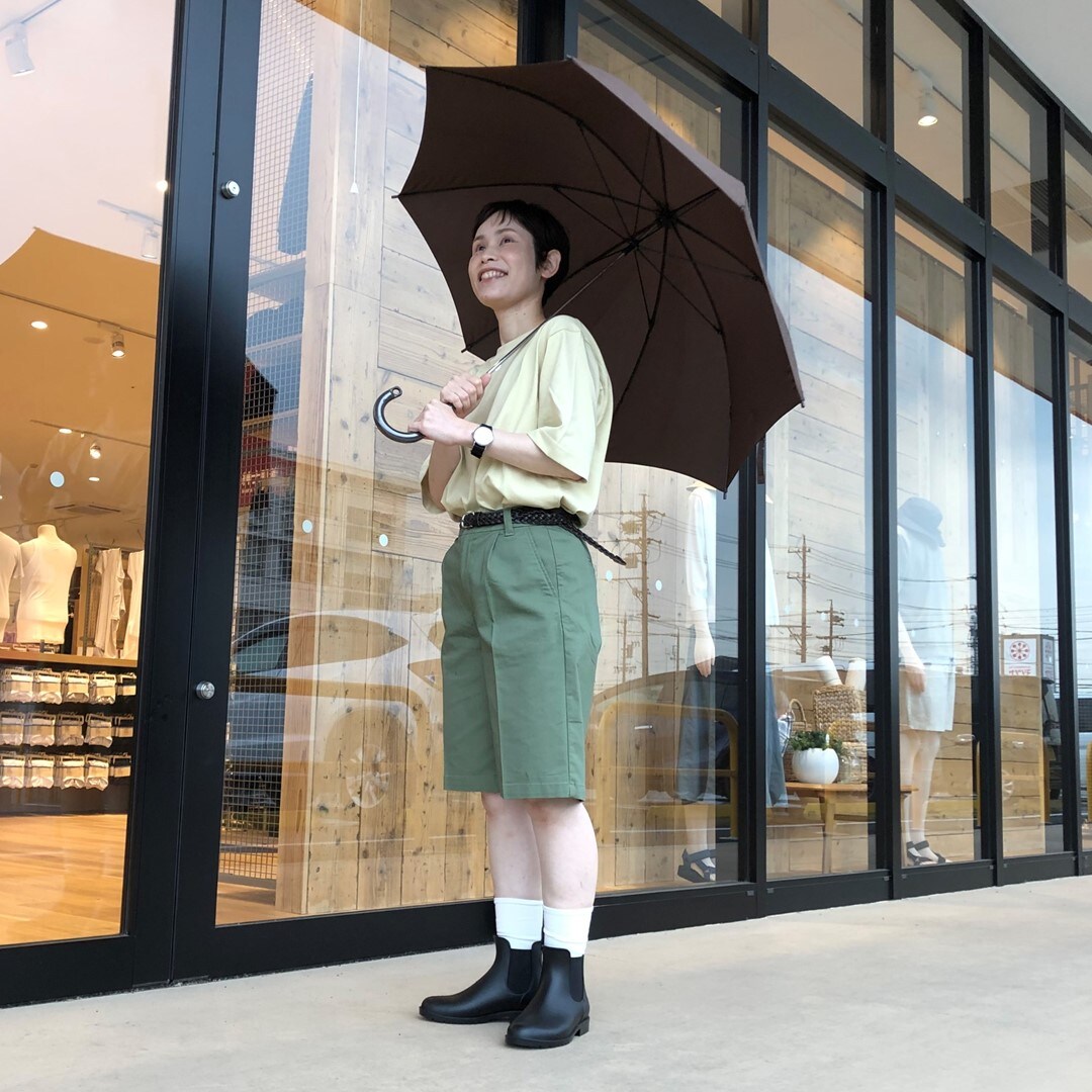 スタッフスナップ　ハーフパンツ