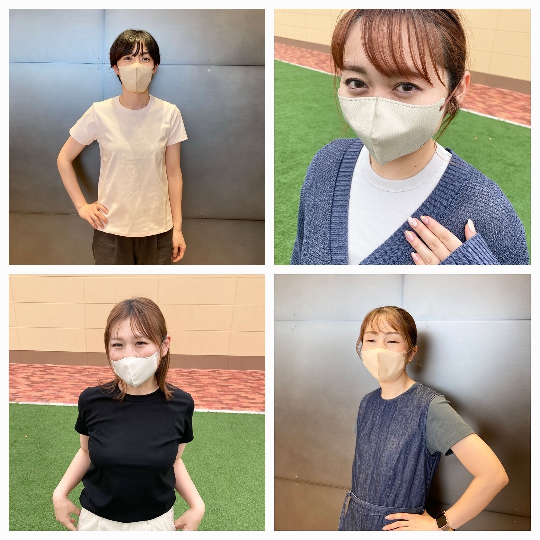 Tシャツを着こなした四人のスタッフ