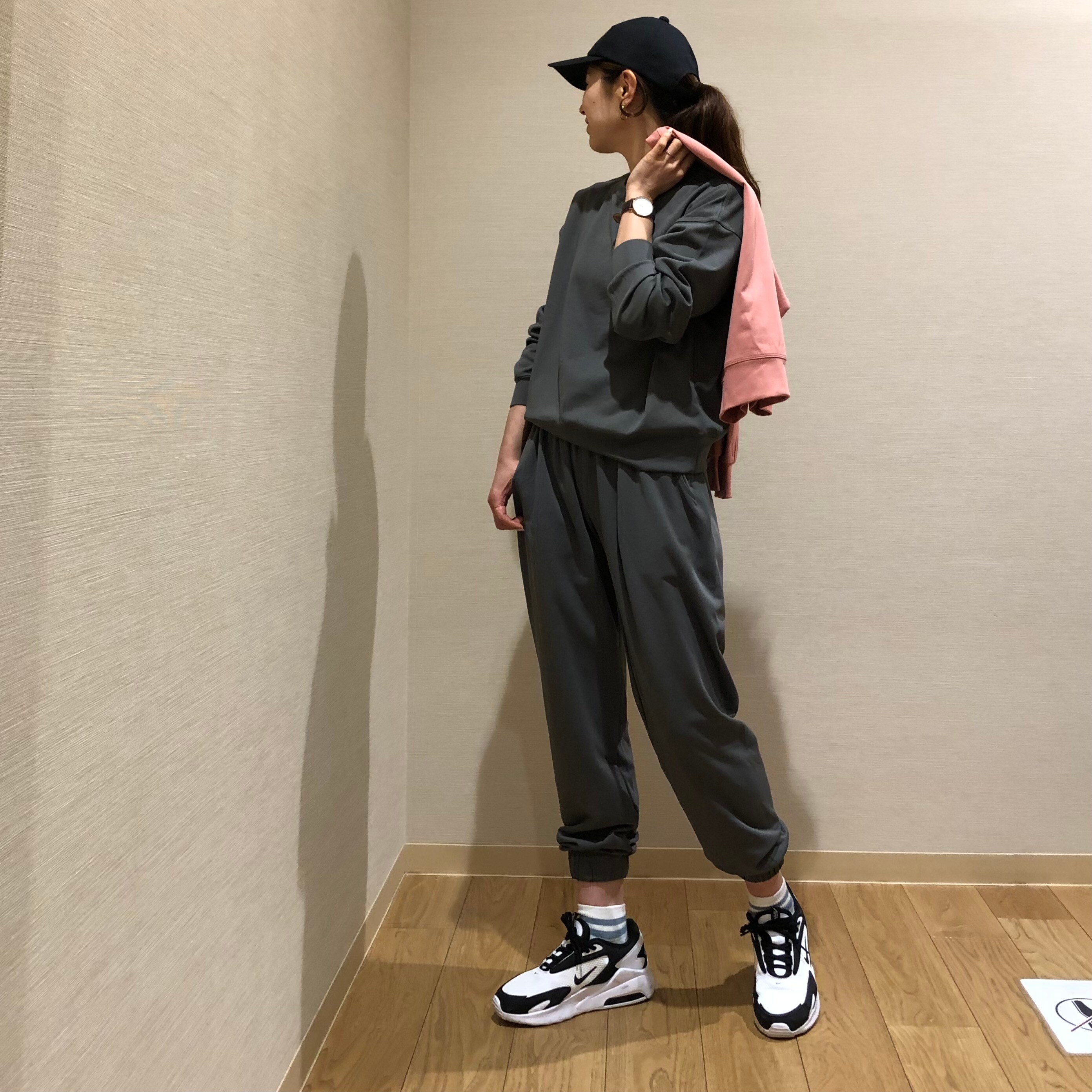 小笠原さん　ウォーカー
