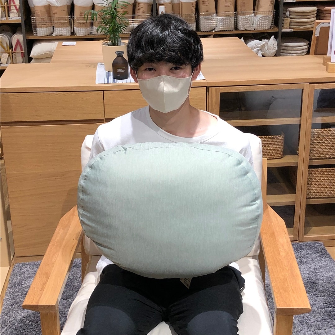 ヒタチエ】夏におすすめ！ひんやりマルチクッション｜ 無印良品