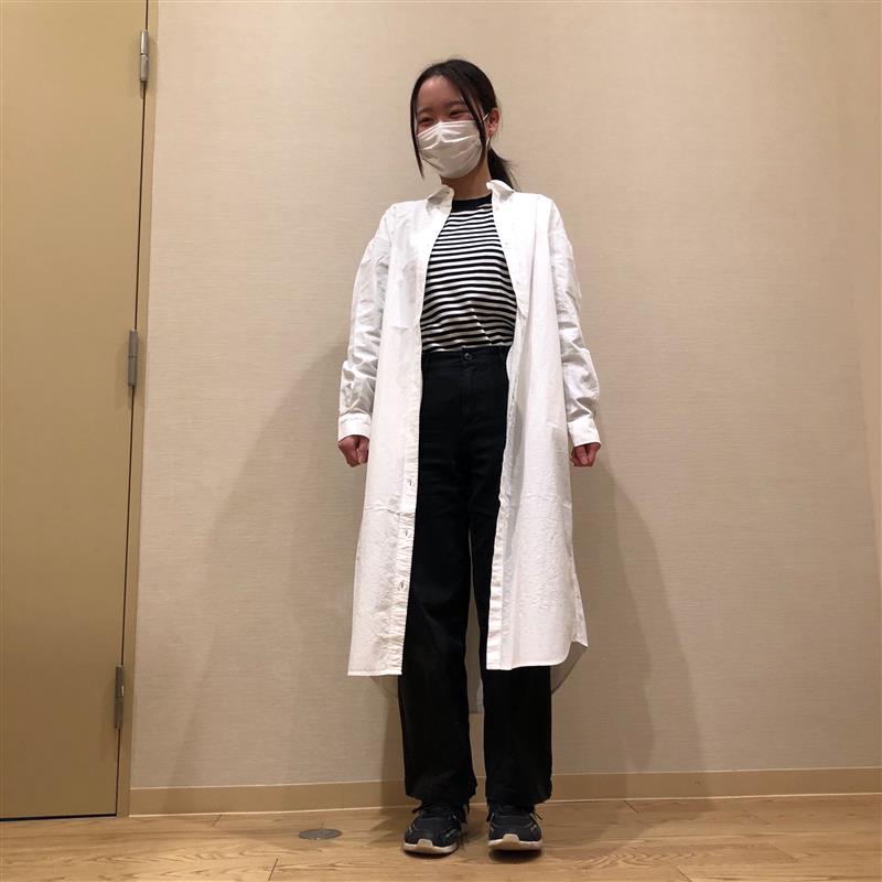 長袖ワンピース　白　着用画像