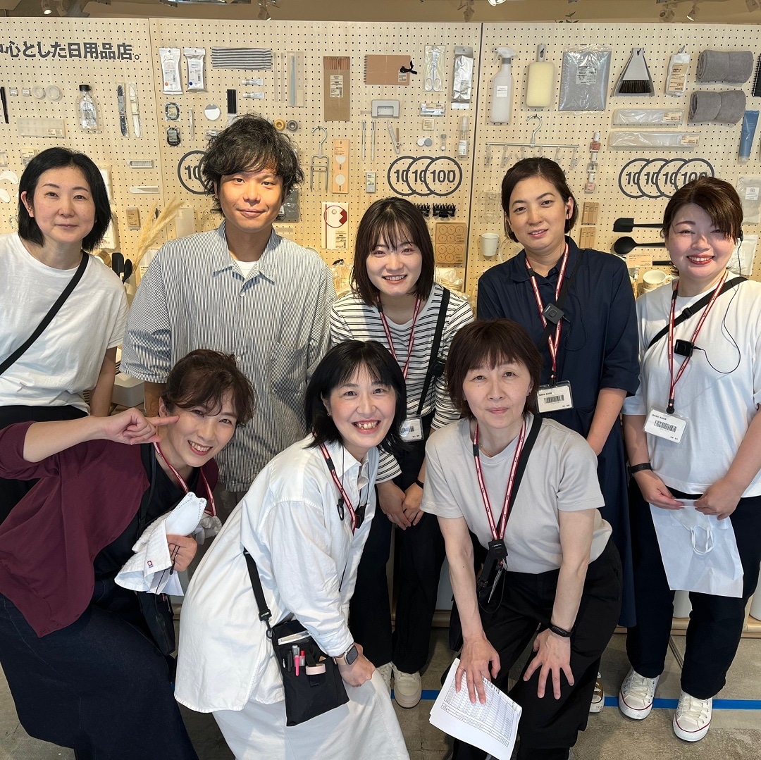 https://contents.muji.com/jp/sites/jp/files/2019-06/%E9%9B%86%E5%90%88%E5%86%99%E7%9C%9F%E6%AD%A3%E6%96%B9%E5%BD%A2.png