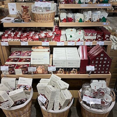 【無印良品500 マルシェ池田】　クリスマスのお菓子が入荷しました