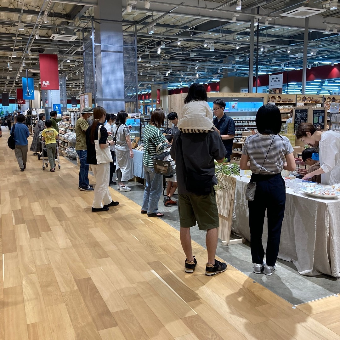 周年記念つながる市　様子