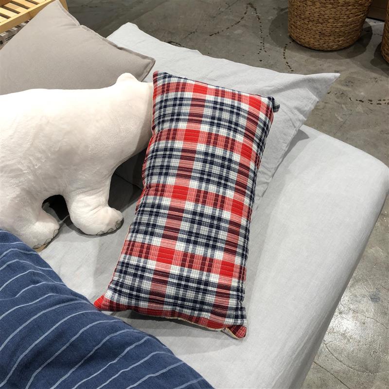 岡山表町商店街】残反 マドラスチェック 横長クッション｜ 無印良品