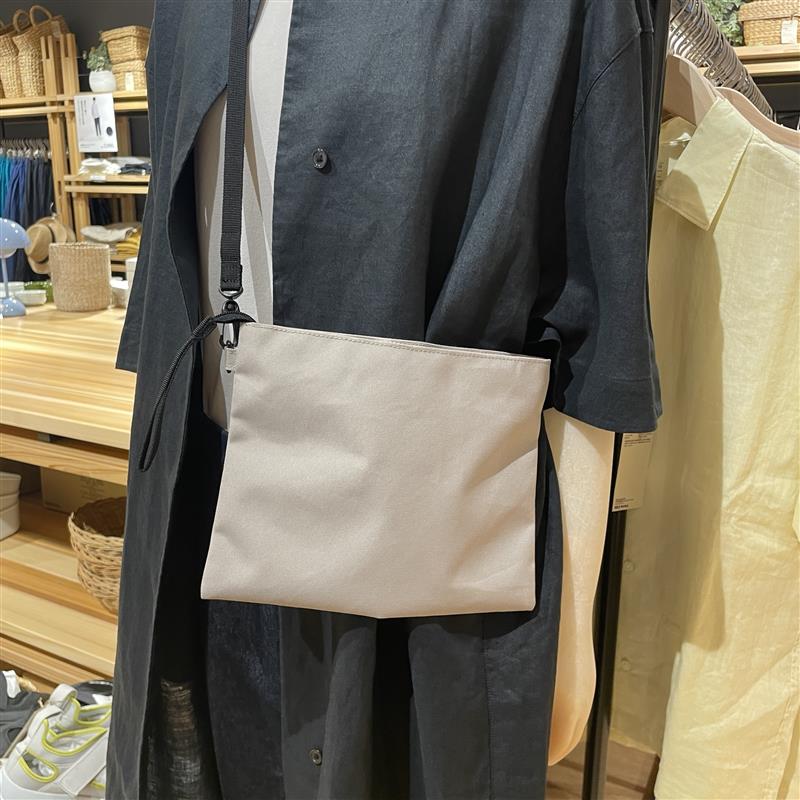 【岡山表町商店街】ポーチとしても使える！「サコッシュ」のご紹介です！