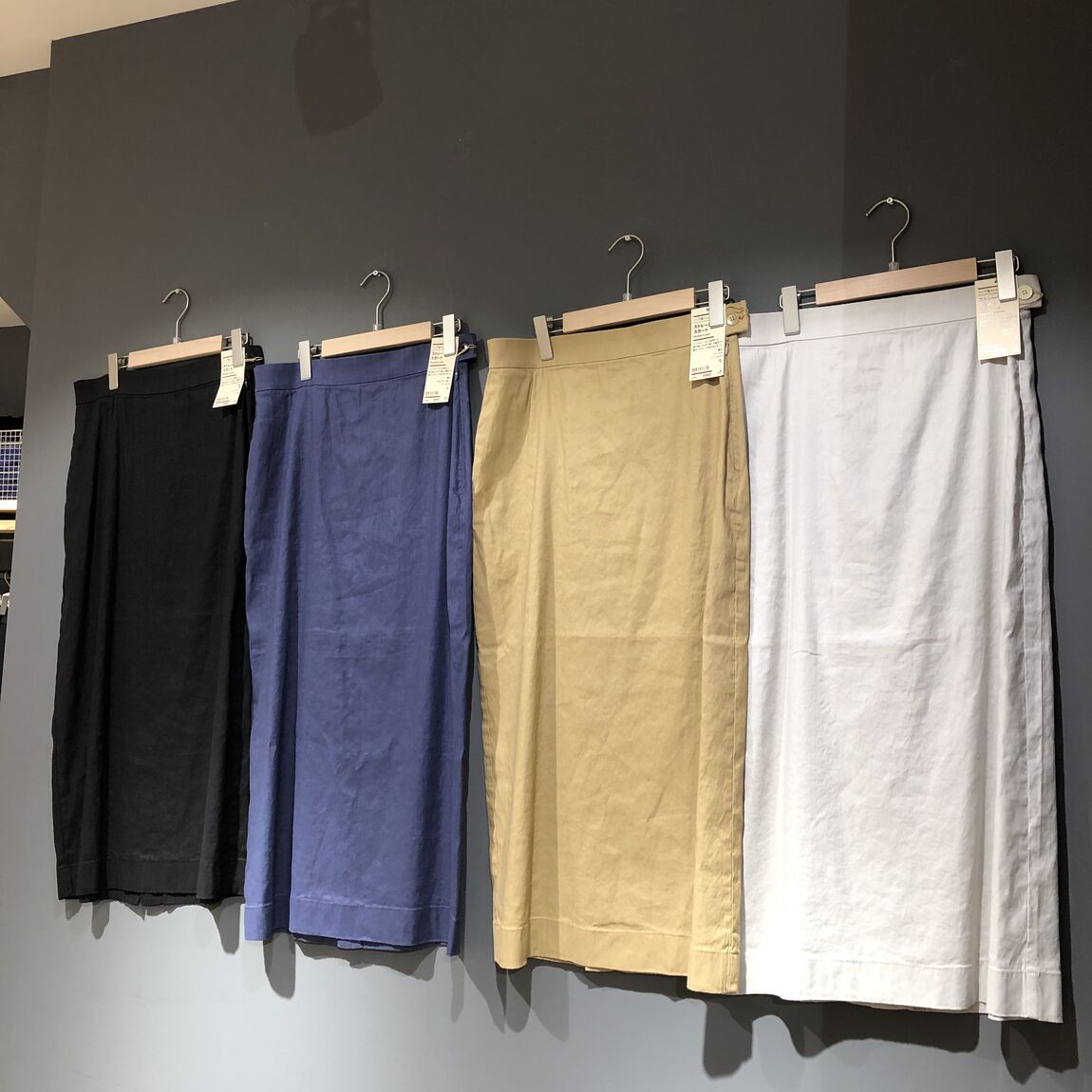 【岡山表町商店街】 きれいめにもカジュアルにも！「婦人 ヘンプ混ストレッチストレートスカート」 