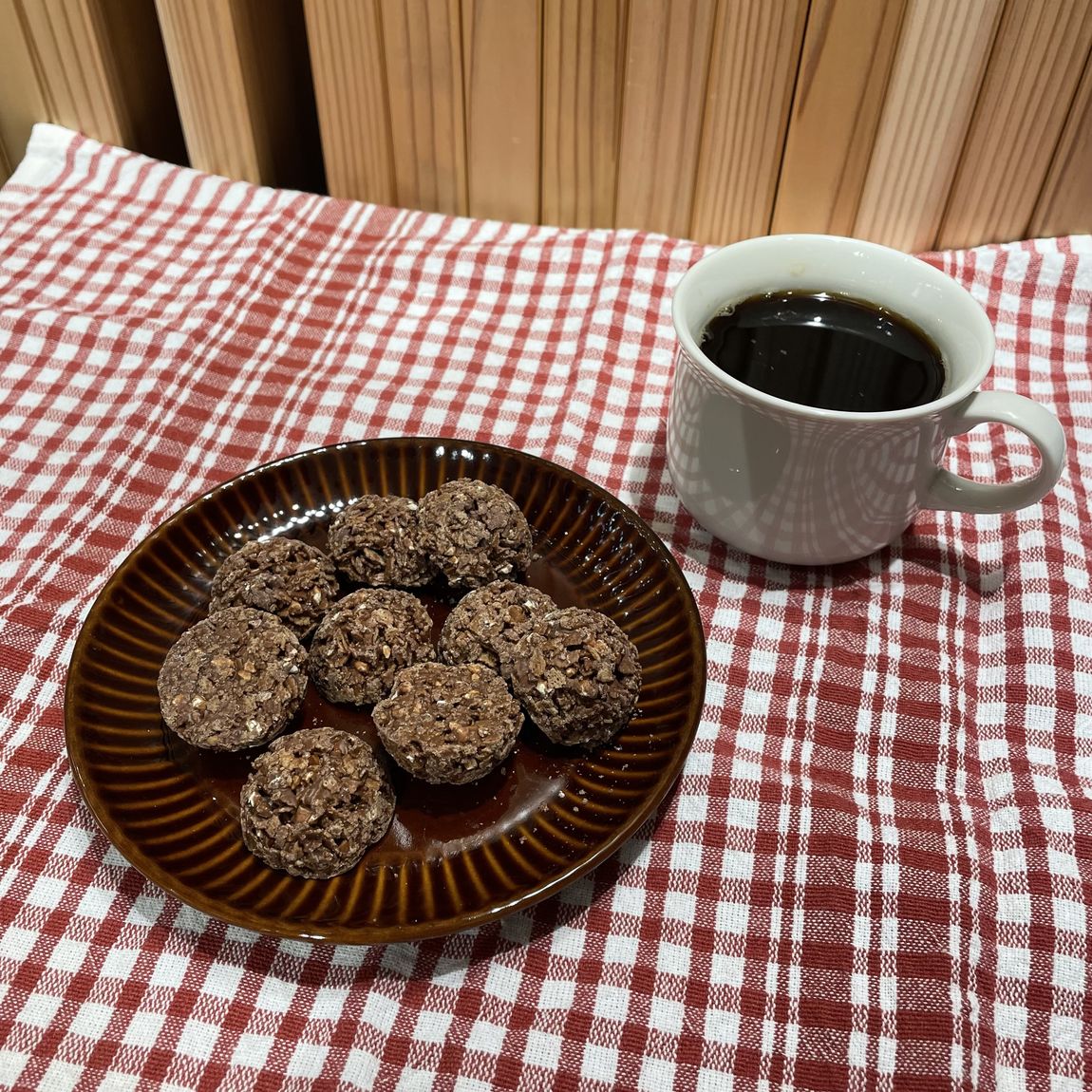 【岡山表町商店街】クランチチョコ　ナッツ