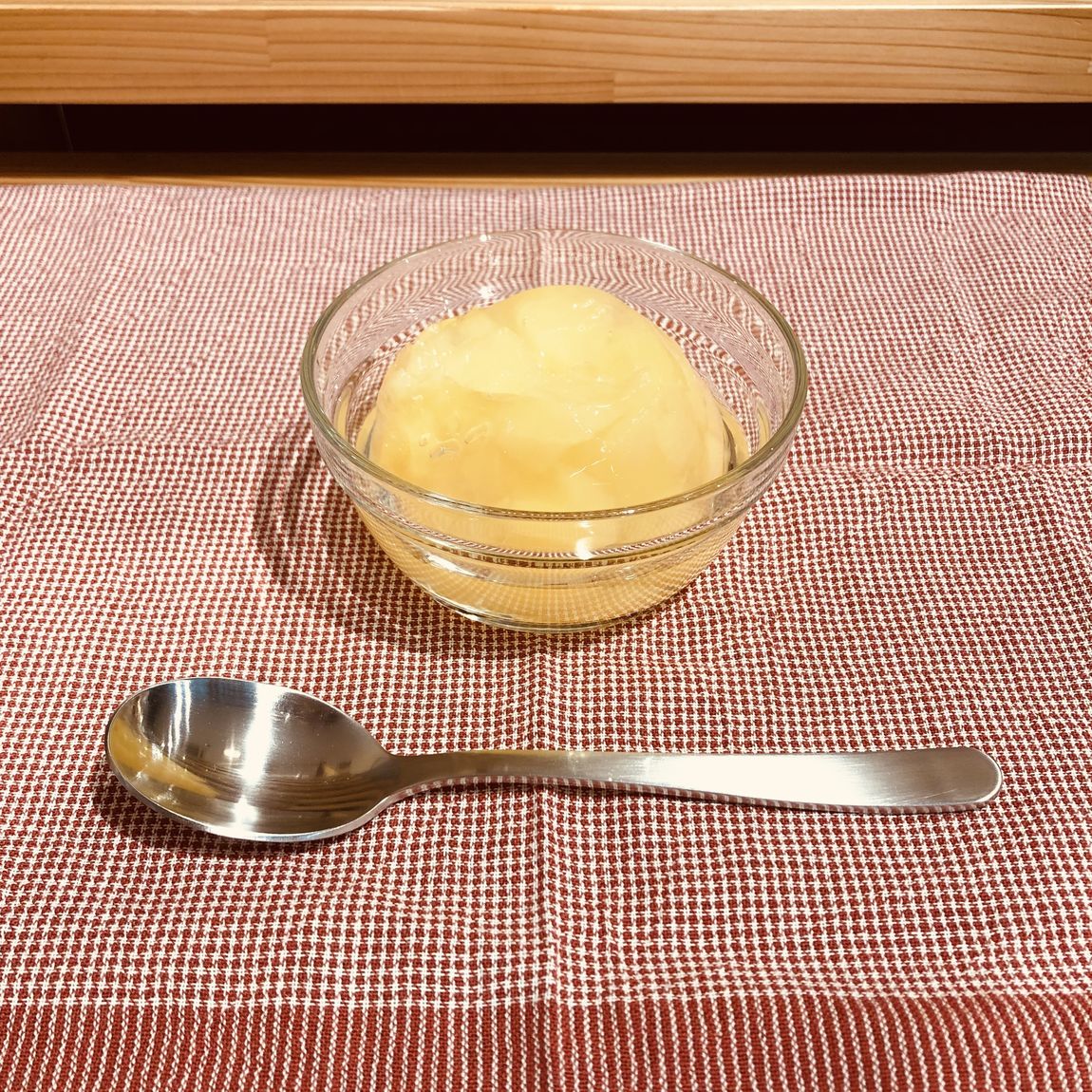 果実を味わうゼリー　国産りんご